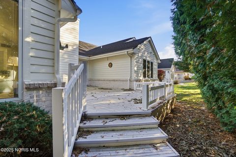 Tiny photo for 151 Willowood Circle, Bowling Green, OH 43402 (MLS # 10001752)