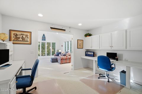 Tiny photo for 151 Willowood Circle, Bowling Green, OH 43402 (MLS # 10001752)