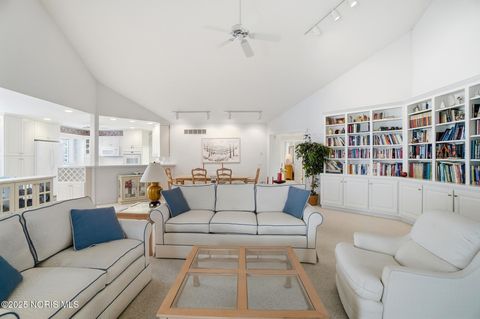 Tiny photo for 151 Willowood Circle, Bowling Green, OH 43402 (MLS # 10001752)