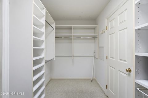 Tiny photo for 151 Willowood Circle, Bowling Green, OH 43402 (MLS # 10001752)