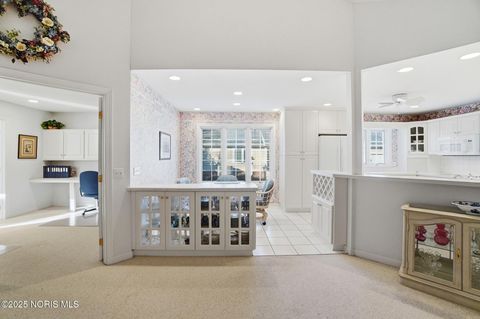 Tiny photo for 151 Willowood Circle, Bowling Green, OH 43402 (MLS # 10001752)