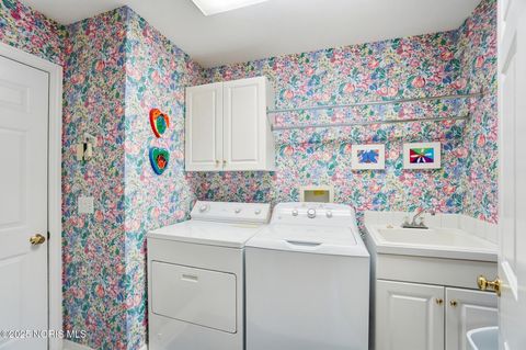 Tiny photo for 151 Willowood Circle, Bowling Green, OH 43402 (MLS # 10001752)