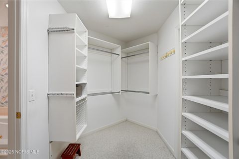 Tiny photo for 151 Willowood Circle, Bowling Green, OH 43402 (MLS # 10001752)