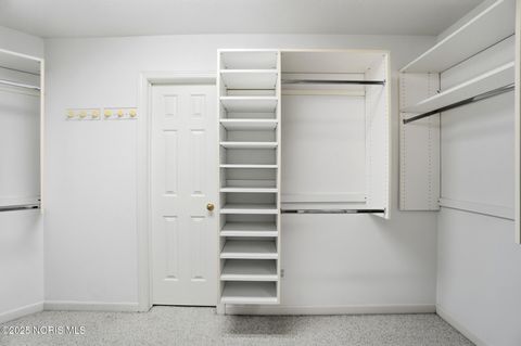 Tiny photo for 151 Willowood Circle, Bowling Green, OH 43402 (MLS # 10001752)