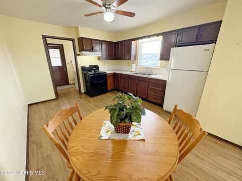 Tiny photo for 520 Eastview Drive, North Baltimore, OH 45872 (MLS # 10002791)