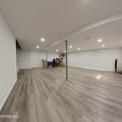 Tiny photo for 1013 S Lallendorf Road, Oregon, OH 43616 (MLS # 10005660)