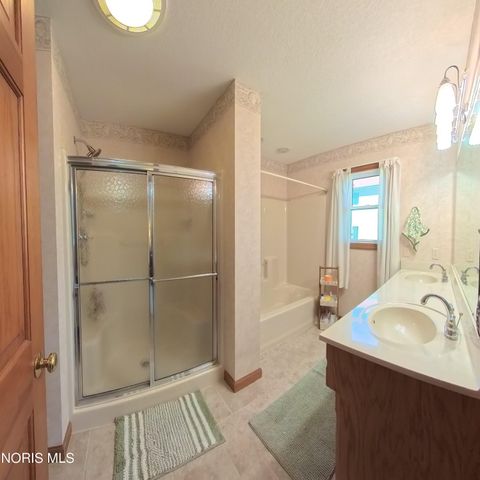 Tiny photo for 1013 S Lallendorf Road, Oregon, OH 43616 (MLS # 10005660)