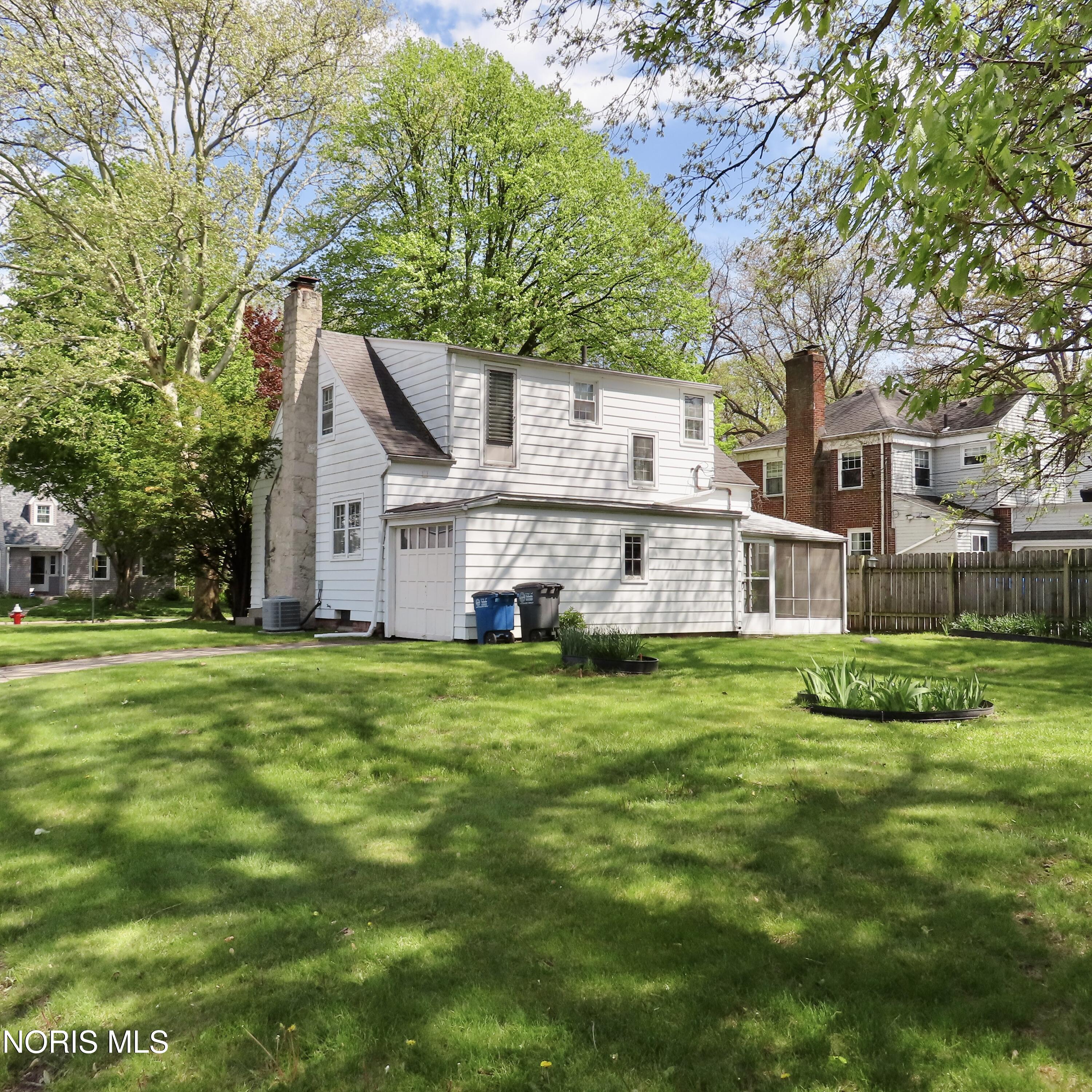 3475 Drummond Road