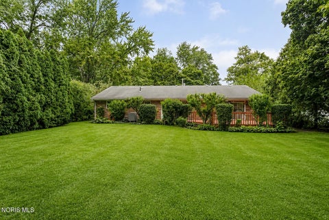 Tiny photo for 5715 Sloan Road, Toledo, OH 43615 (MLS # 10012142)