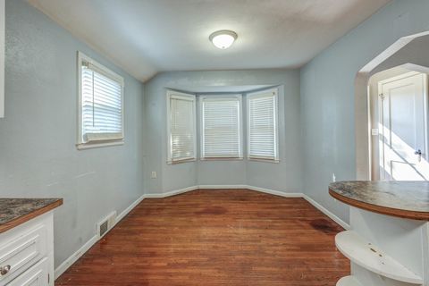 Tiny photo for 110 Pasadena Boulevard, Toledo, OH 43612 (MLS # 10000009)