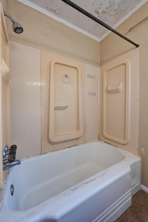 Tiny photo for 110 Pasadena Boulevard, Toledo, OH 43612 (MLS # 10000009)