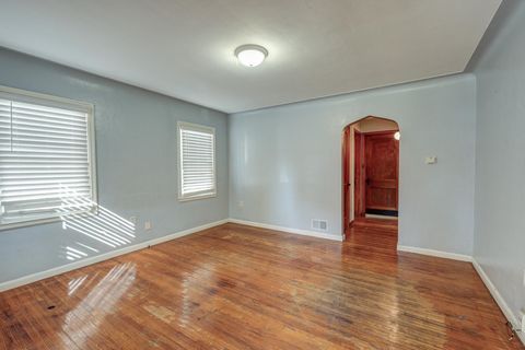 Tiny photo for 110 Pasadena Boulevard, Toledo, OH 43612 (MLS # 10000009)