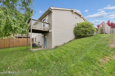 Tiny photo for 710 Hilltop Lane, Toledo, OH 43615 (MLS # 10006836)