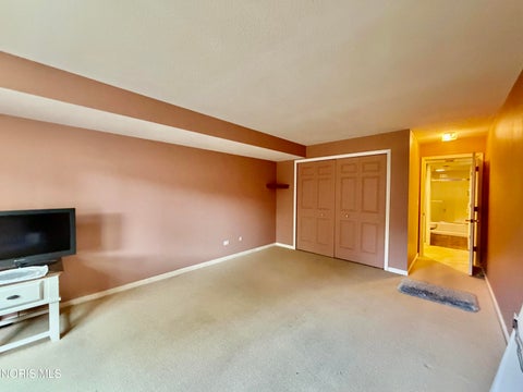 Tiny photo for 4343 W Bancroft Street #2 C, Ottawa Hills, OH 43615 (MLS # 10009999)