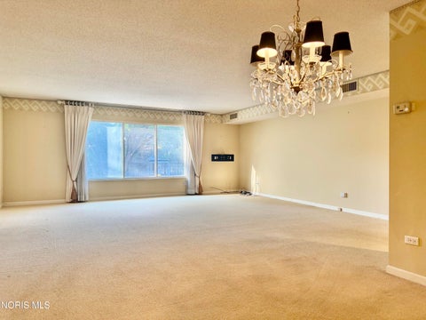 Tiny photo for 4343 W Bancroft Street #2 C, Ottawa Hills, OH 43615 (MLS # 10009999)
