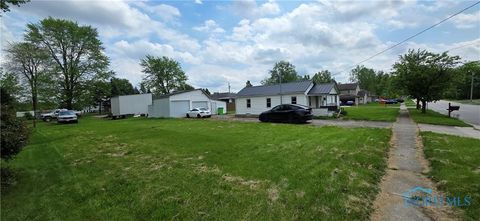 Tiny photo for 1037 Fishlock Avenue, Findlay, OH 45840 (MLS # 10001979)