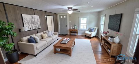 Tiny photo for 1037 Fishlock Avenue, Findlay, OH 45840 (MLS # 10001979)