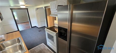 Tiny photo for 1037 Fishlock Avenue, Findlay, OH 45840 (MLS # 10001979)