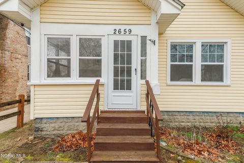 Tiny photo for 2659 Oak Grove Place, Toledo, OH 43613 (MLS # 10005501)