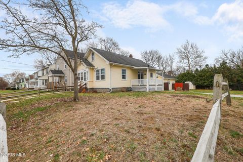 Tiny photo for 2659 Oak Grove Place, Toledo, OH 43613 (MLS # 10005501)
