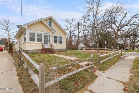 Tiny photo for 2659 Oak Grove Place, Toledo, OH 43613 (MLS # 10005501)