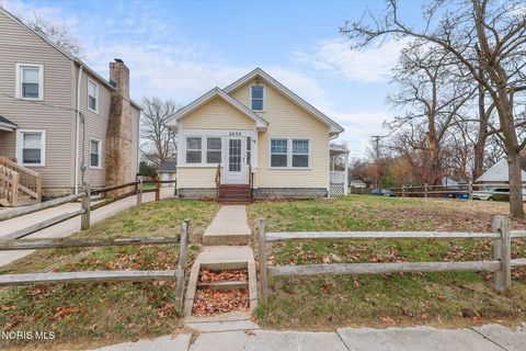 Tiny photo for 2659 Oak Grove Place, Toledo, OH 43613 (MLS # 10005501)