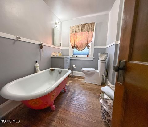 Tiny photo for 2520 Robinwood Avenue, Toledo, OH 43610 (MLS # 10004701)