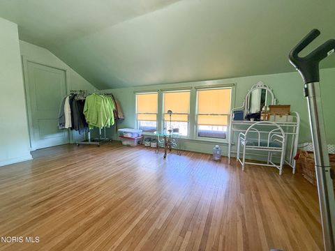 Tiny photo for 2520 Robinwood Avenue, Toledo, OH 43610 (MLS # 10004701)