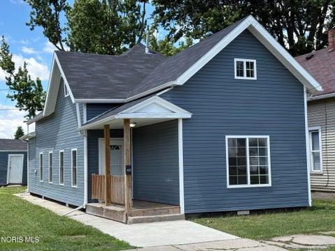 Tiny photo for 832 Bartley Place, Toledo, OH 43609 (MLS # 10009284)