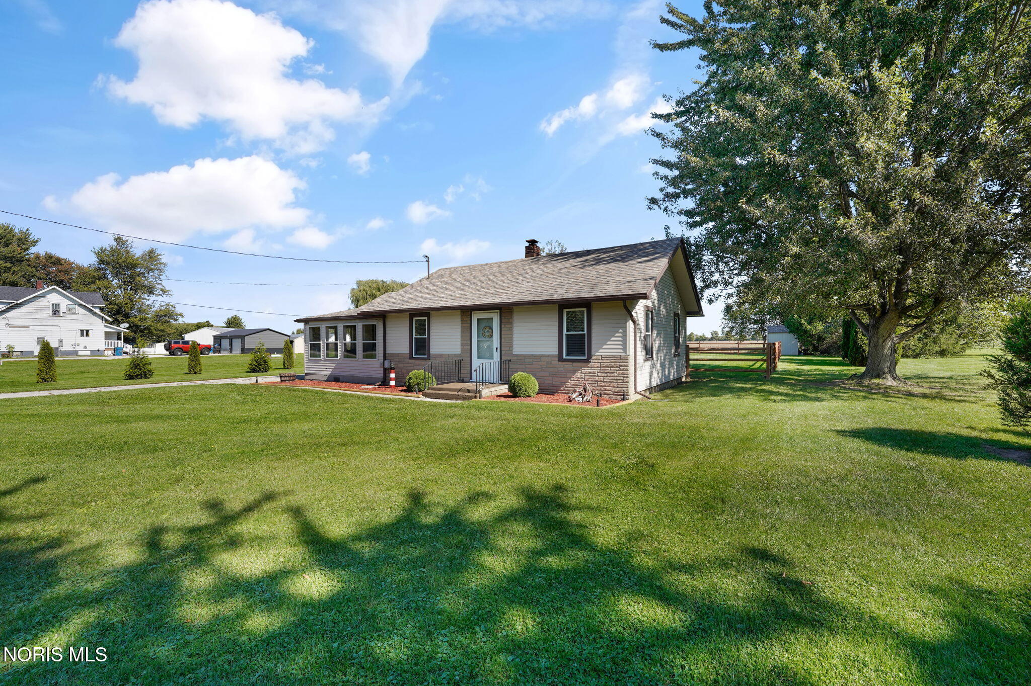 240 N Coy Road