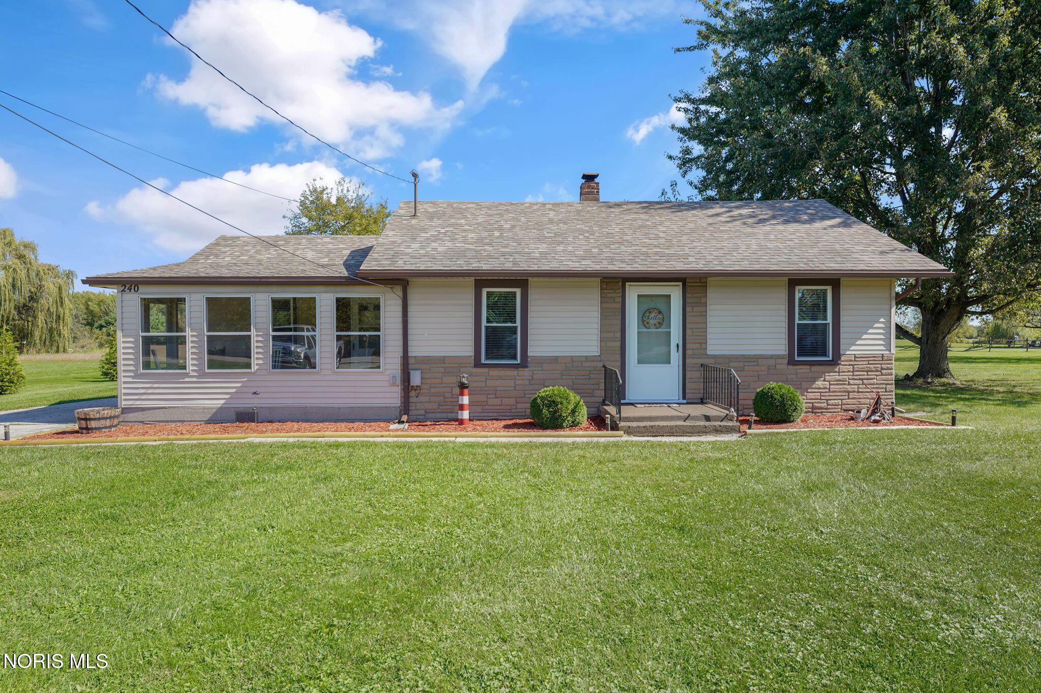 240 N Coy Road