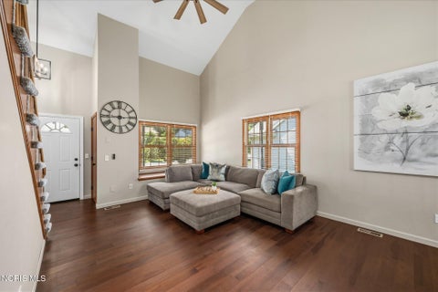 Tiny photo for 3834 Baybrook Lane, Toledo, OH 43623 (MLS # 10012471)
