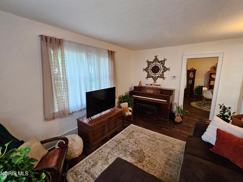Tiny photo for 567 N 8th Street, Upper Sandusky, OH 43351 (MLS # 10014156)