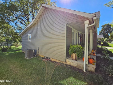 Tiny photo for 567 N 8th Street, Upper Sandusky, OH 43351 (MLS # 10014156)