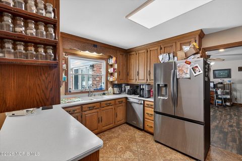 Tiny photo for 526 Co Rd 25, Archbold, OH 43502 (MLS # 10003598)