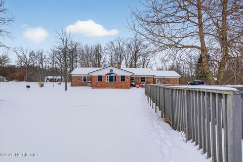 Tiny photo for 526 Co Rd 25, Archbold, OH 43502 (MLS # 10003598)