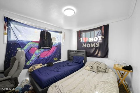 Tiny photo for 1466 Sunshine Street, Oregon, OH 43616 (MLS # 10004530)