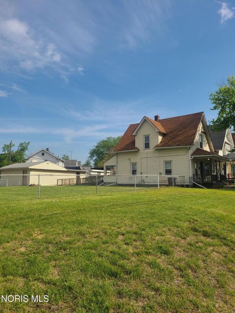 Tiny photo for 724 Spencer Street, Toledo, OH 43609 (MLS # 10007584)