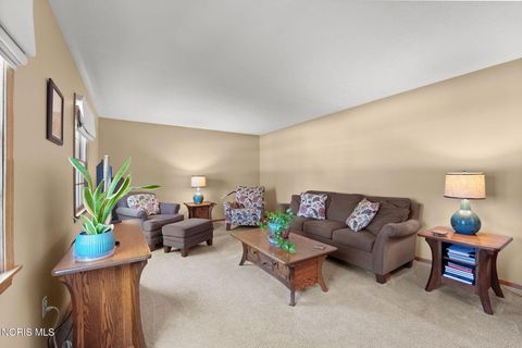 Tiny photo for 823 Nutmeg Lane, Findlay, OH 45840 (MLS # 10008484)