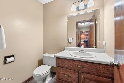 Tiny photo for 823 Nutmeg Lane, Findlay, OH 45840 (MLS # 10008484)