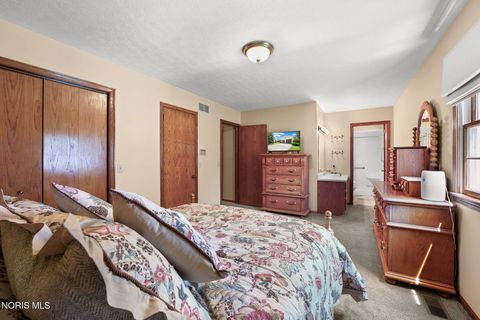 Tiny photo for 823 Nutmeg Lane, Findlay, OH 45840 (MLS # 10008484)