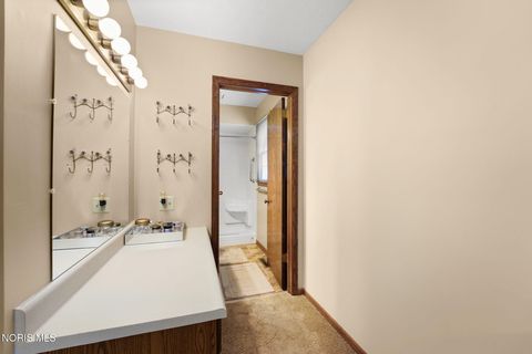 Tiny photo for 823 Nutmeg Lane, Findlay, OH 45840 (MLS # 10008484)
