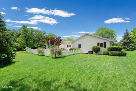 Tiny photo for 823 Nutmeg Lane, Findlay, OH 45840 (MLS # 10008484)
