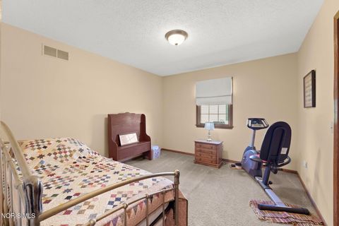 Tiny photo for 823 Nutmeg Lane, Findlay, OH 45840 (MLS # 10008484)