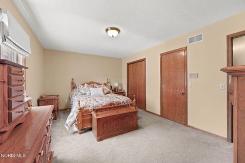 Tiny photo for 823 Nutmeg Lane, Findlay, OH 45840 (MLS # 10008484)