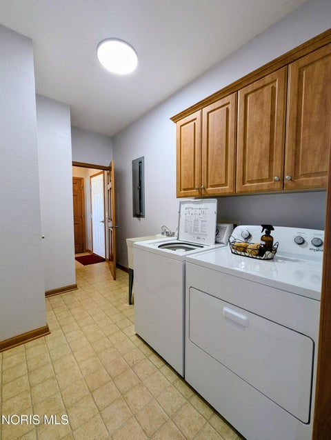 Tiny photo for 910 Murbach Street, Archbold, OH 43502 (MLS # 10012808)