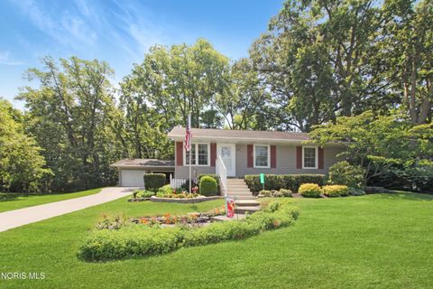 Photo of 4336 E Ledge Road, Port Clinton, OH 43452 (MLS # 10010476)