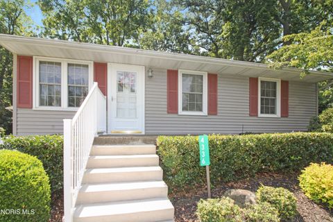 Tiny photo for 4336 E Ledge Road, Port Clinton, OH 43452 (MLS # 10010476)