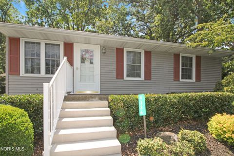 Tiny photo for 4336 E Ledge Road, Port Clinton, OH 43452 (MLS # 10010476)