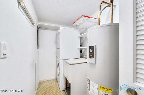 Tiny photo for 4343 W Bancroft Street #4g, Ottawa Hills, OH 43615 (MLS # 10001656)